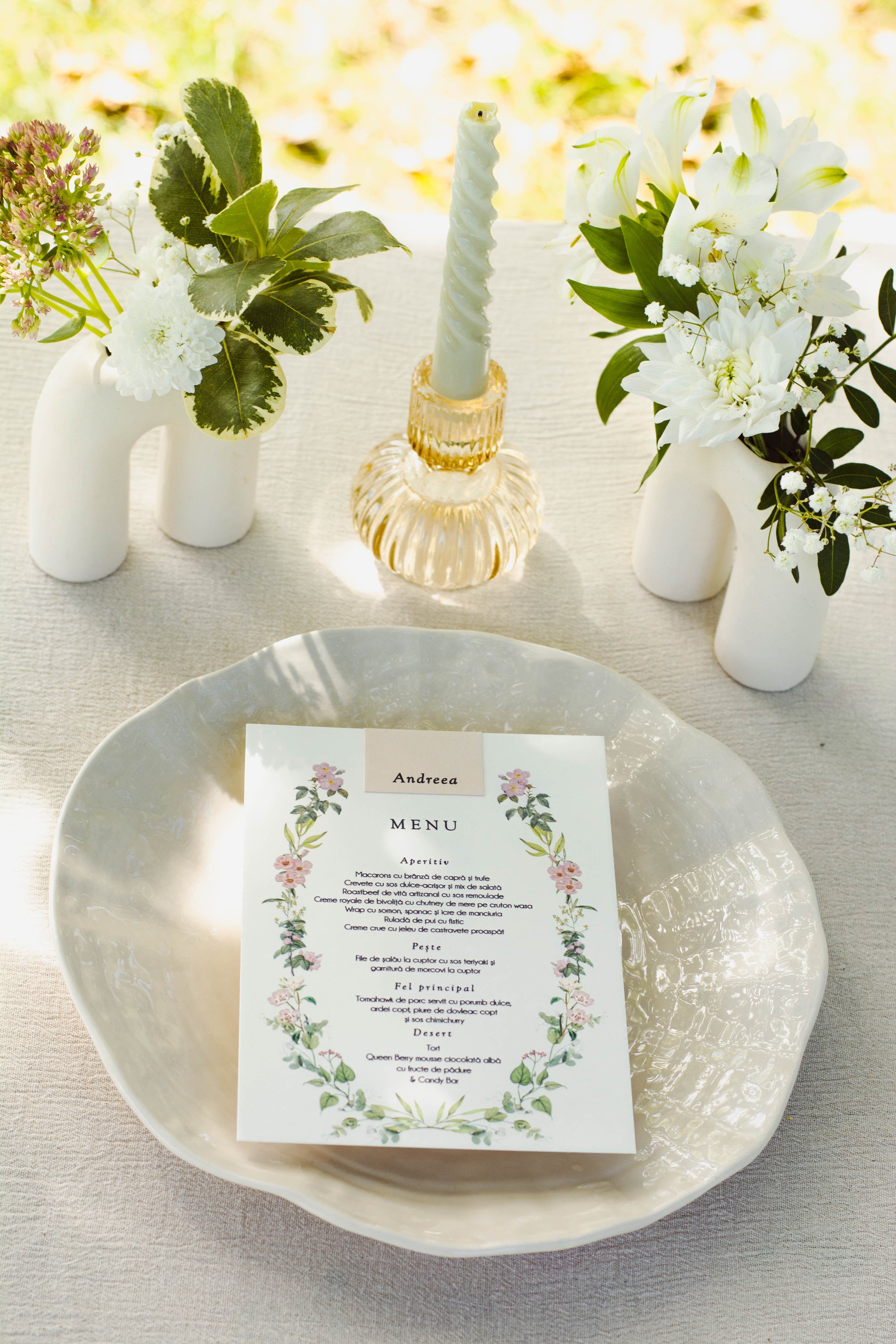 Meniu floral cu nametag