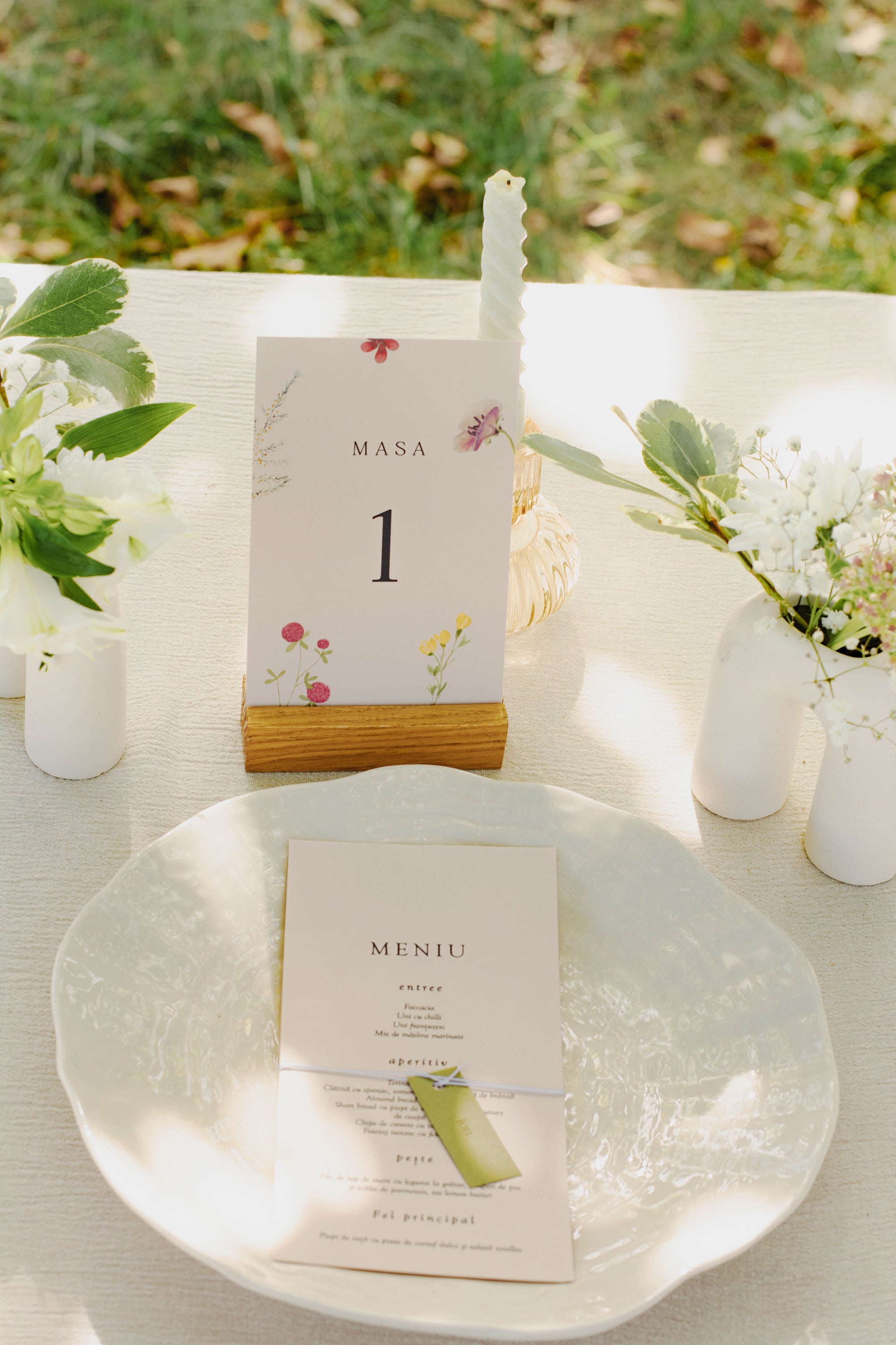 No.4 Număr de masă floral