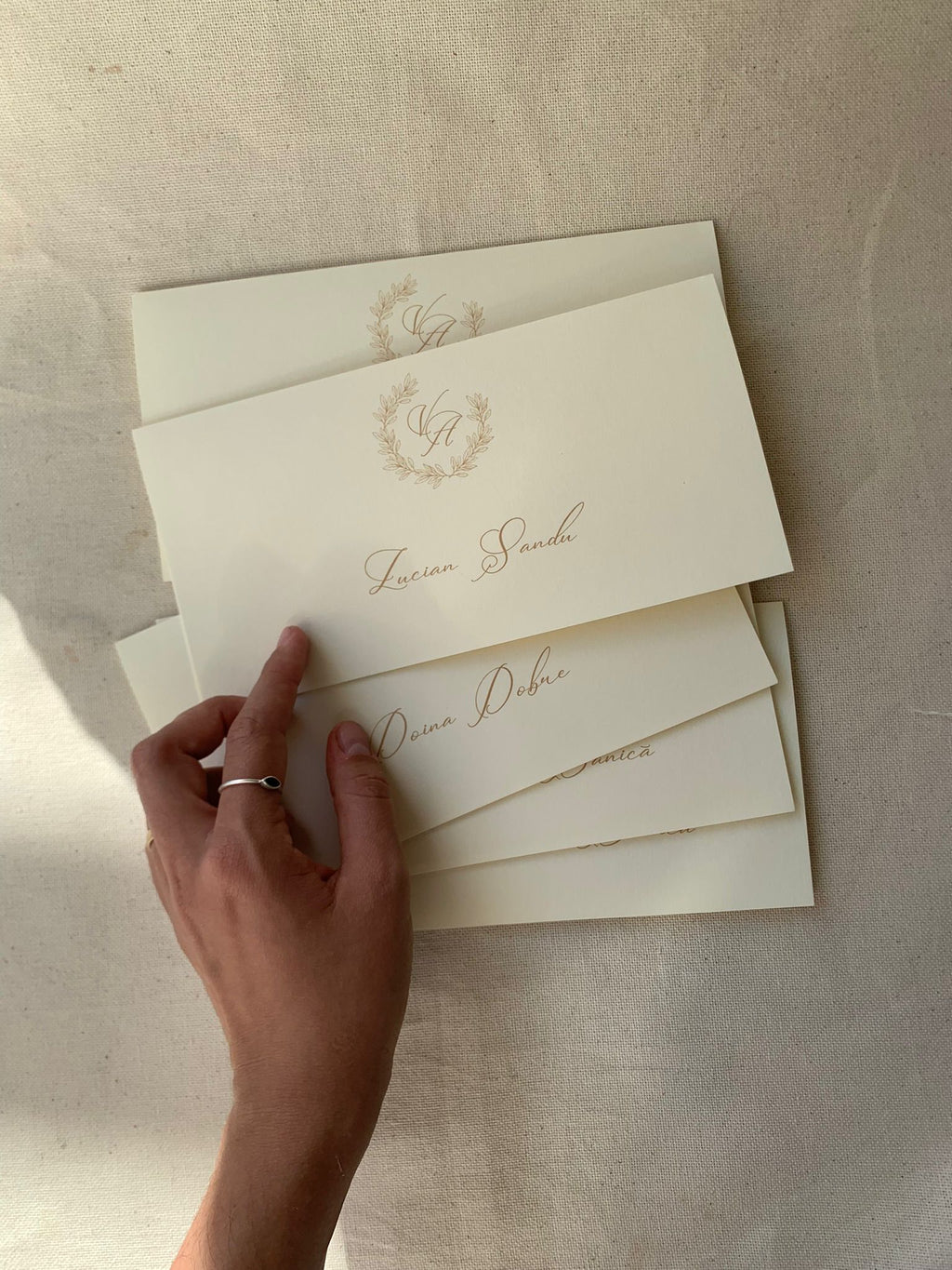 No.4 Plic tip place card